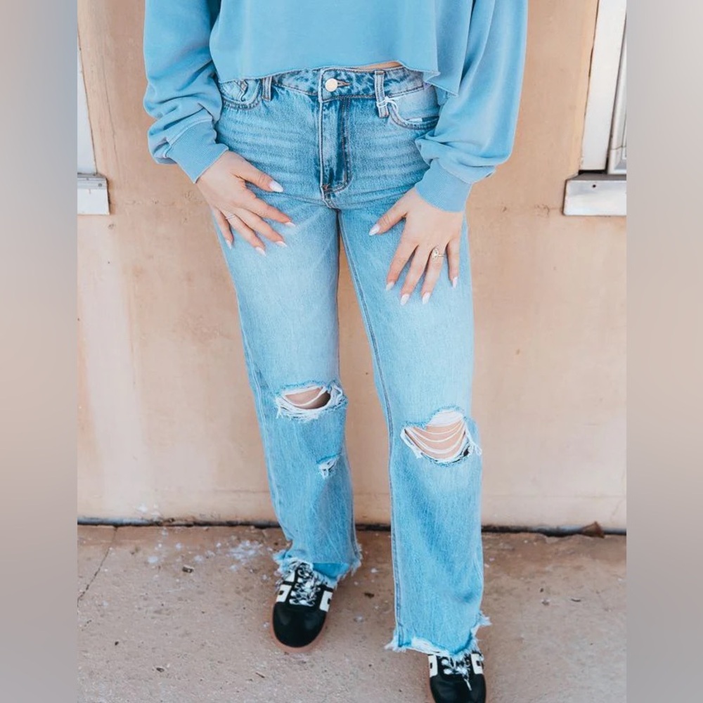 Vervet Distressed Jean
